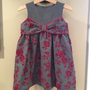 Adorable 2T Holiday dress